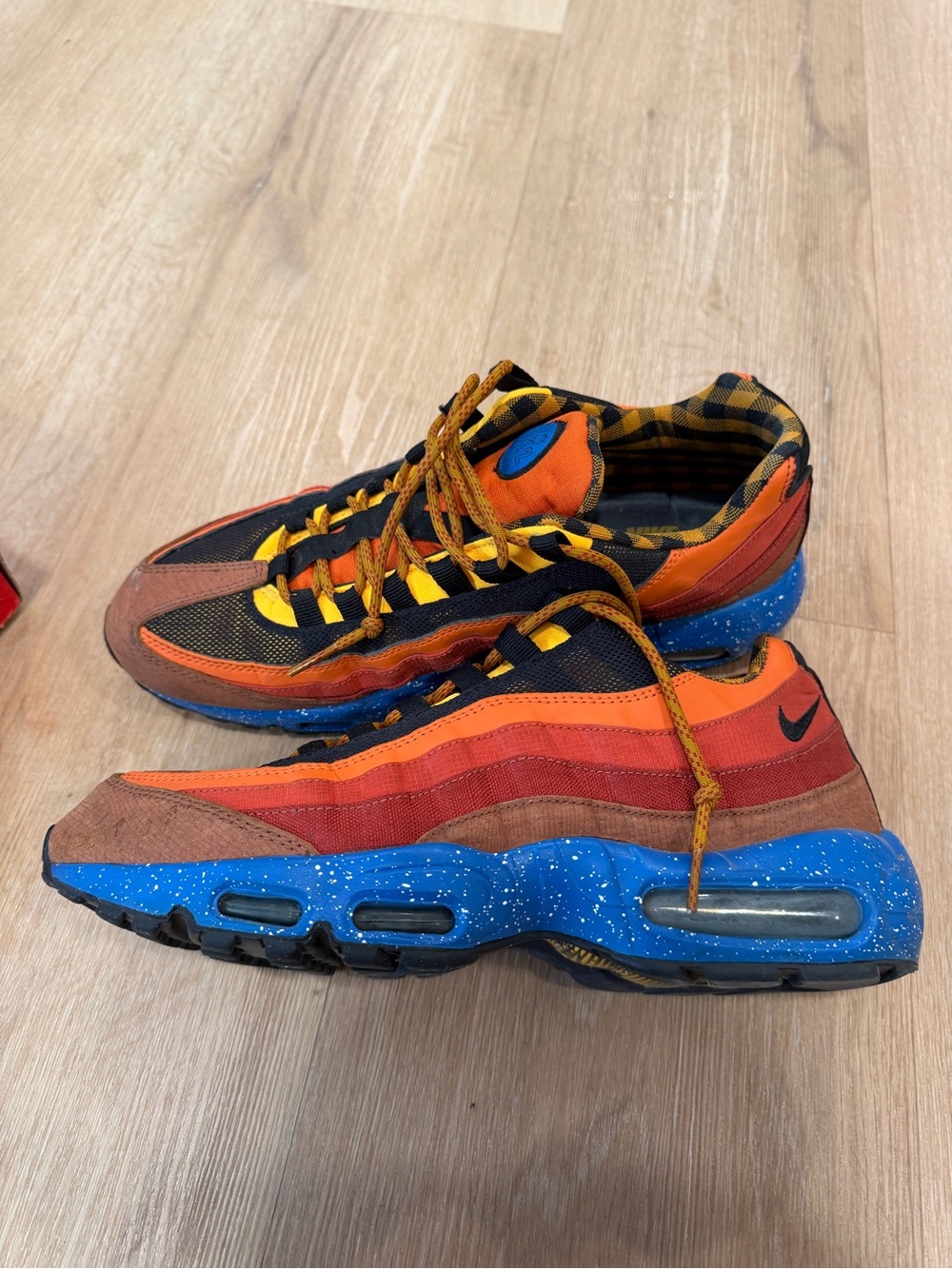 Nike Air Max 95 ‘Campfire’ - Picture 3 of 6